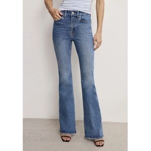 Good American Always Fits Light Blue High-Rise Flare Jeans
